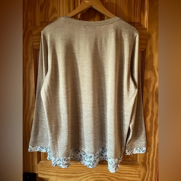 🌼 FRANSA Shirt Tail Lightweight Top - Picture 6 of 9